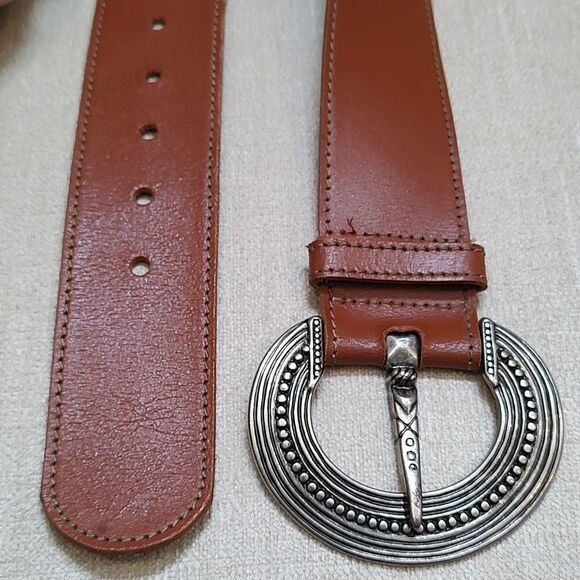 Brown Leather Wide Belt with Ornate Silver Buckle & Silver Elephant Studs Size S - Picture 5 of 10